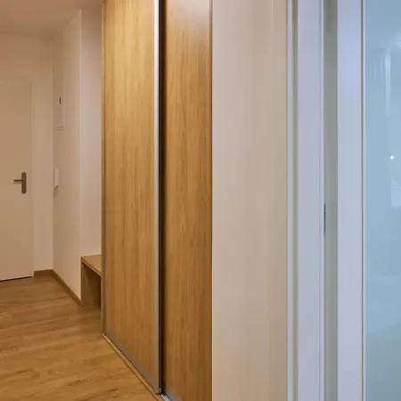 Alfa Albelli Free Parking Air Condition *