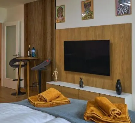 Alfa Albelli Free Parking Air Condition *